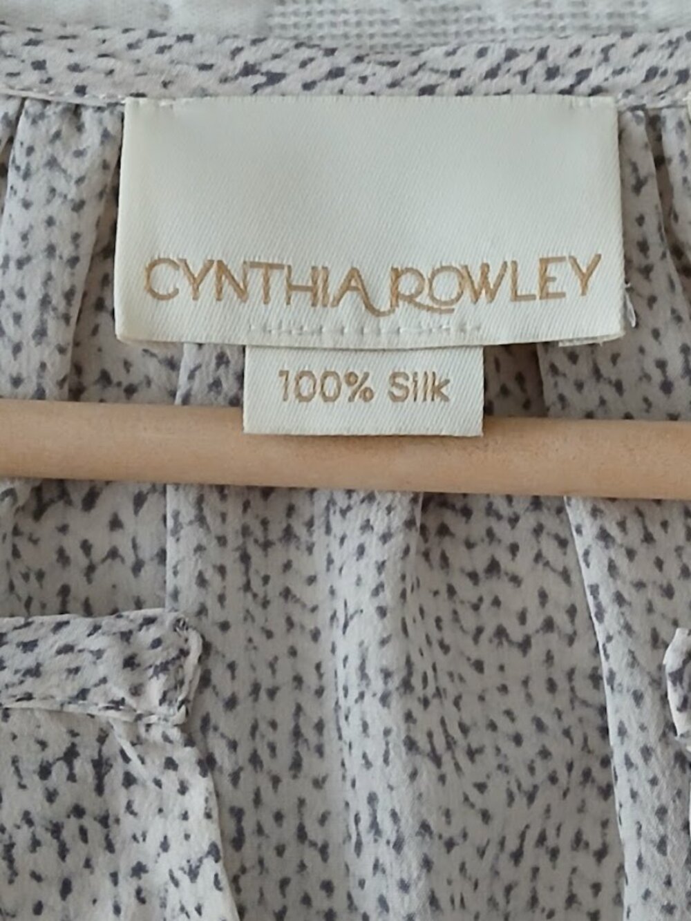 Cynthia Rowley 100% Silk Blouse - L - Picture 4 of 5